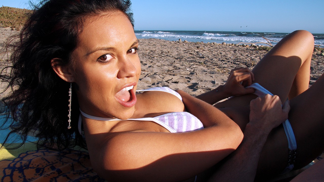 Babe Gives Blowjob on the Beach mofos XXX video